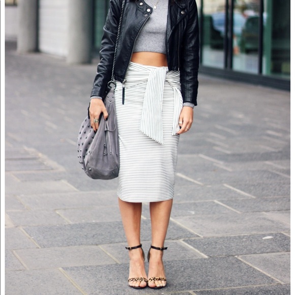 Zara Dresses & Skirts - Zara front tie striped pencil skirt